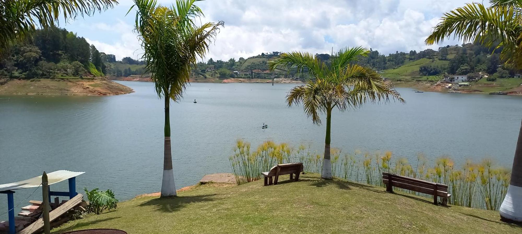Jordan Hotel Boutique Guatape Bagian luar foto
